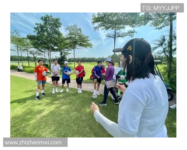 足球明星驾驶大众高尔夫展现不一样的场上风采与生活态度